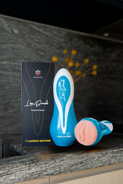 Lisa Daniels 'Dream girl' Toy Limited Launch edition