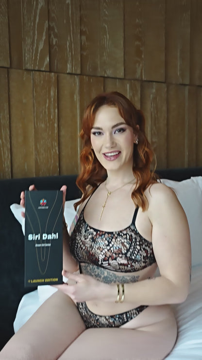 Siri Dahl 'Dream girl' Toy Limited Launch edition